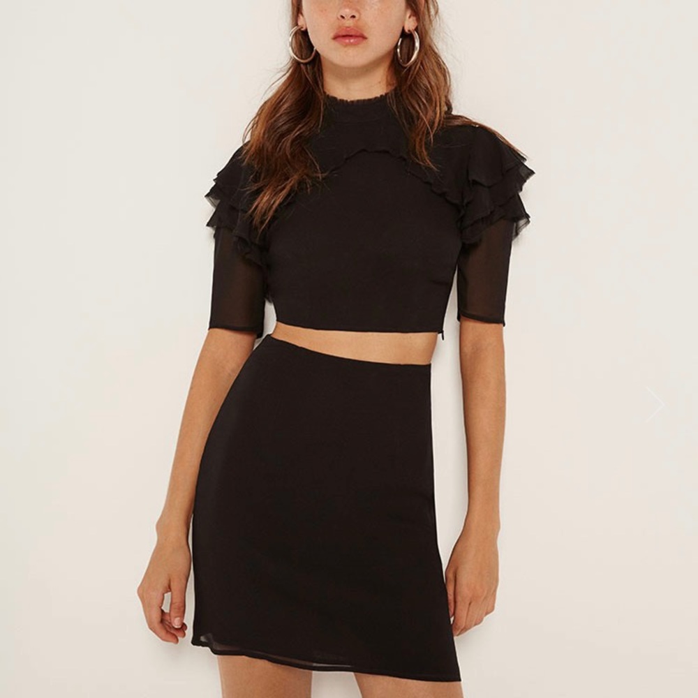 Reformation Ruffle Crop Top - Picture 3 of 5
